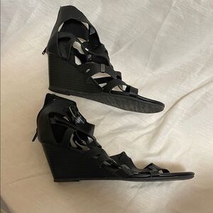 Stylish Black Wedge Sandals XOXO